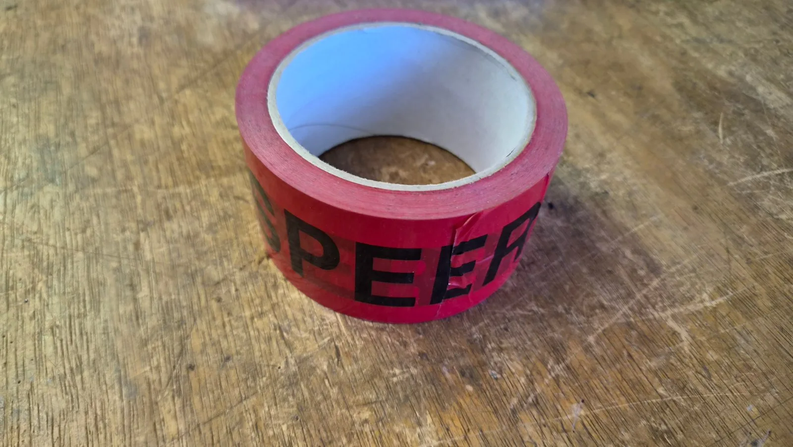 Klebeband mit Schriftzug